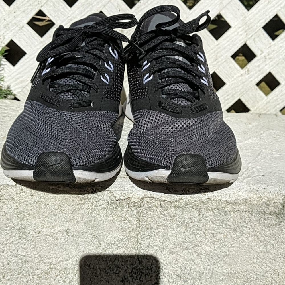 Nike Zoom Sneakers